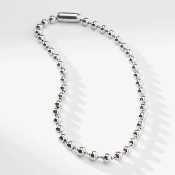 MM LaFleur Ruthie Necklace in Silver - Picture 1 of 3